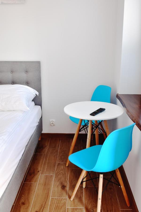 Zakotwiczeni Bed and Breakfast Rewa Esterno foto